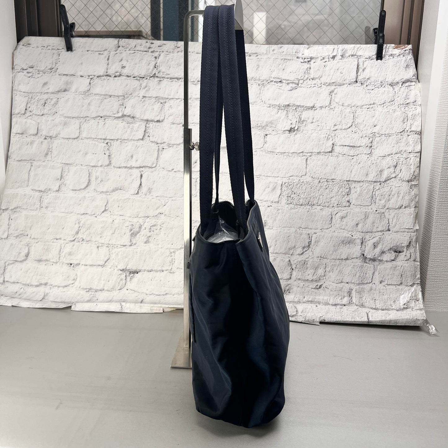 Prada Black Shoulder Bags A-14627
