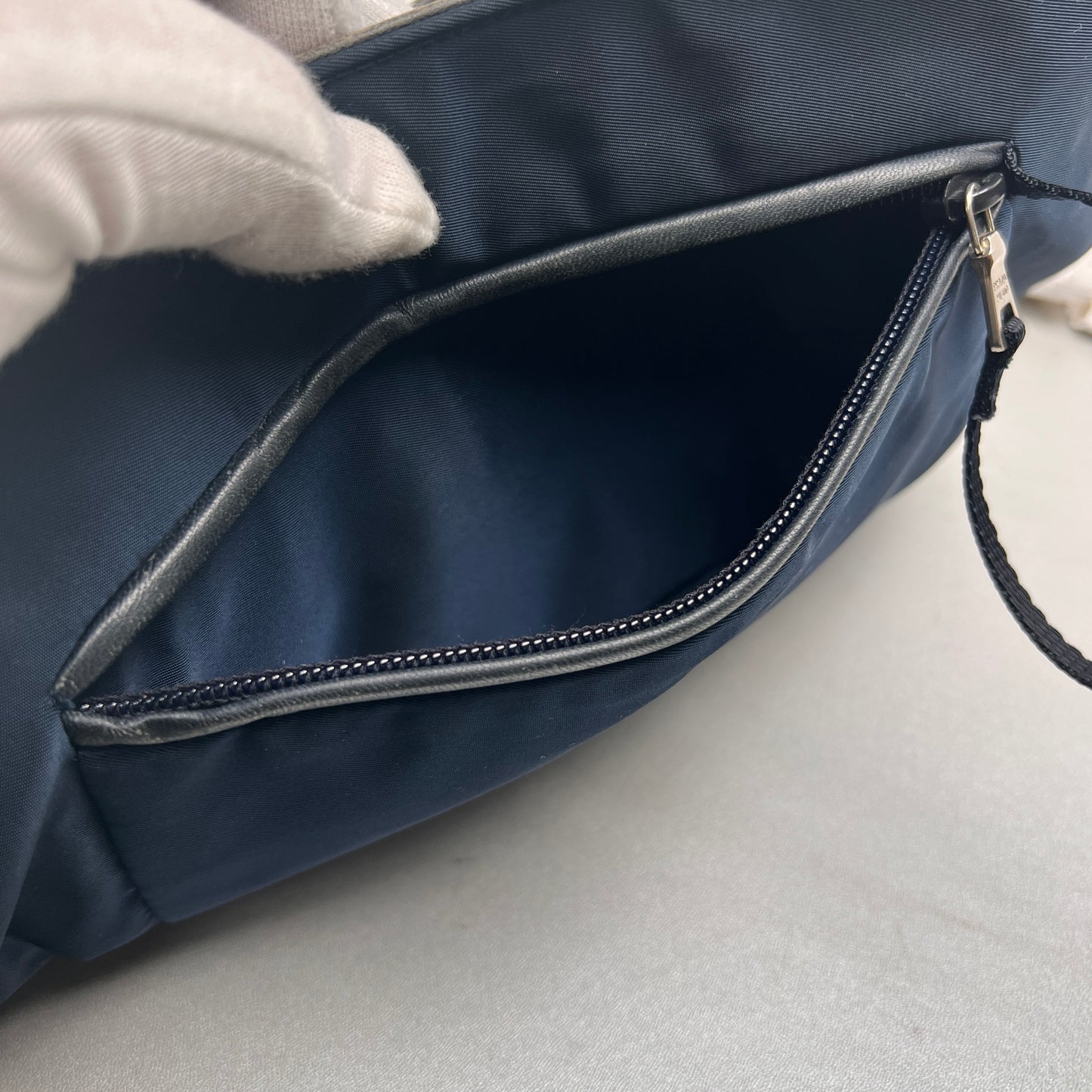 Prada Black Shoulder Bags A-14627