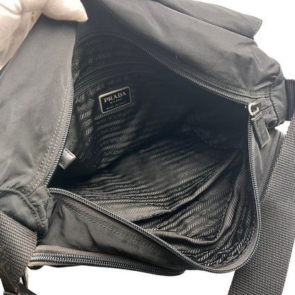 Prada Black Shoulder Bags A-14628