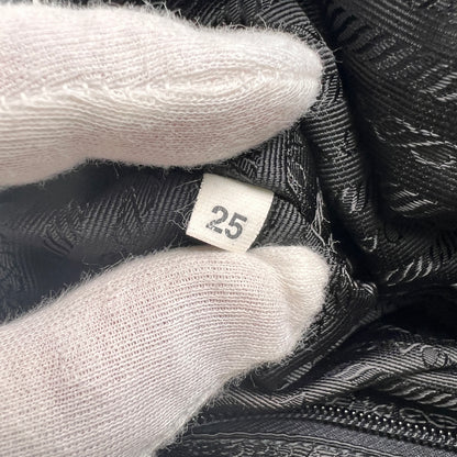 Prada Black Shoulder Bags A-14628