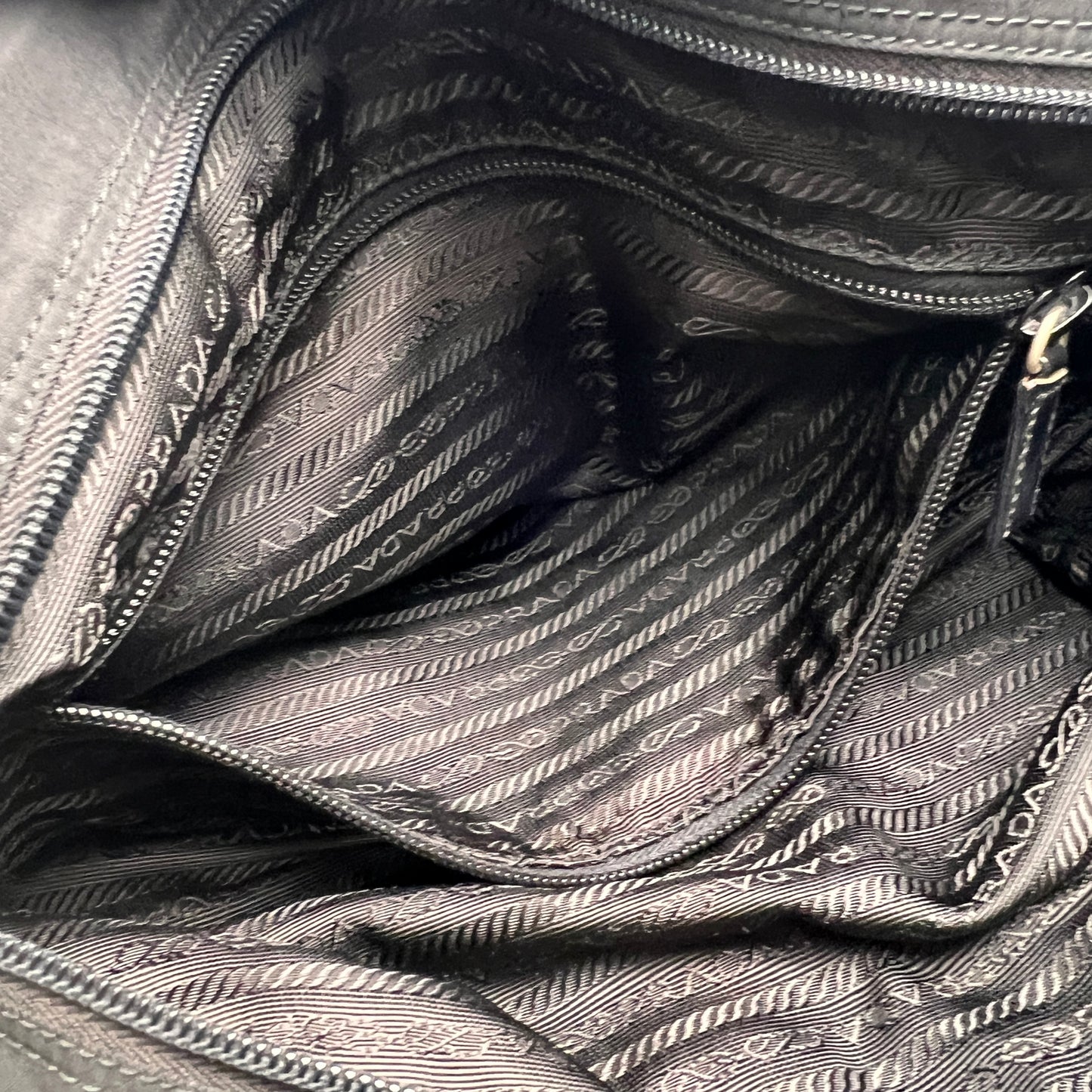 Prada Black Shoulder Bags A-14628