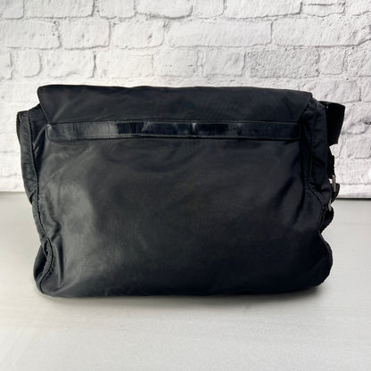 Prada Black Shoulder Bags A-14628