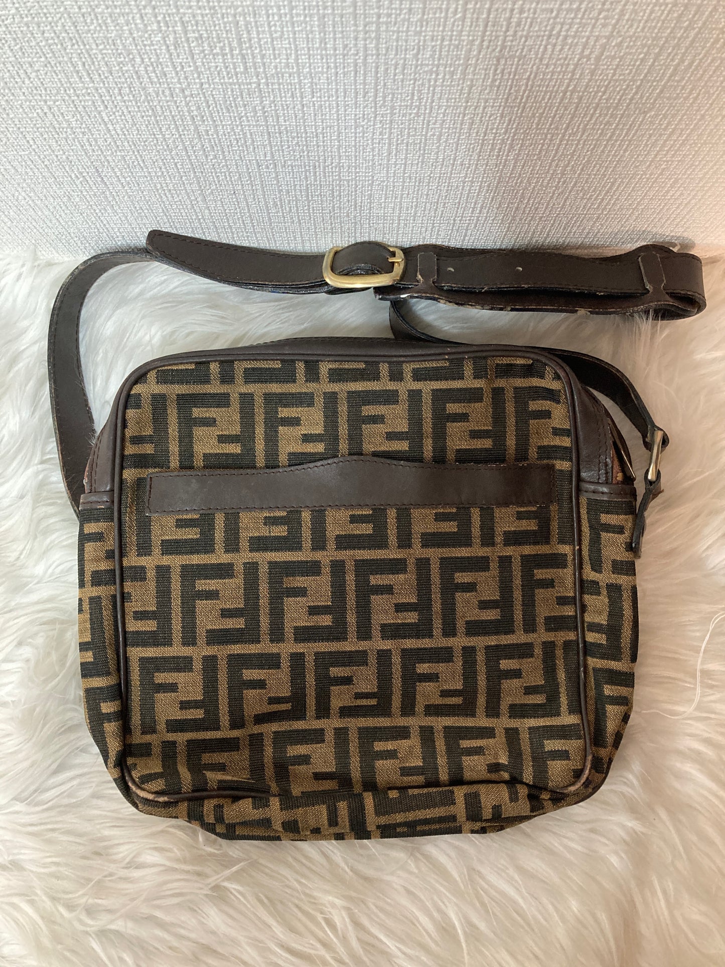 Fendi Brown Shoulder Bags A-14629