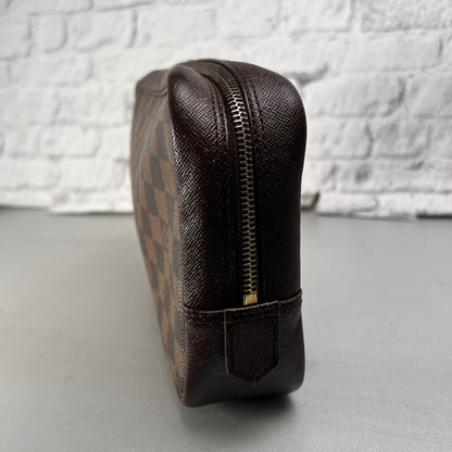 Louis Vuitton Brown Pouches A-14631