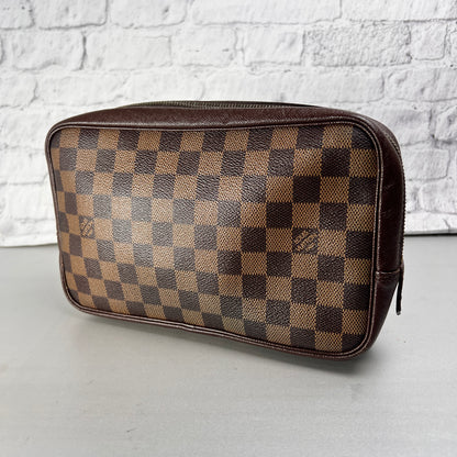 Louis Vuitton Brown Pouches A-14631