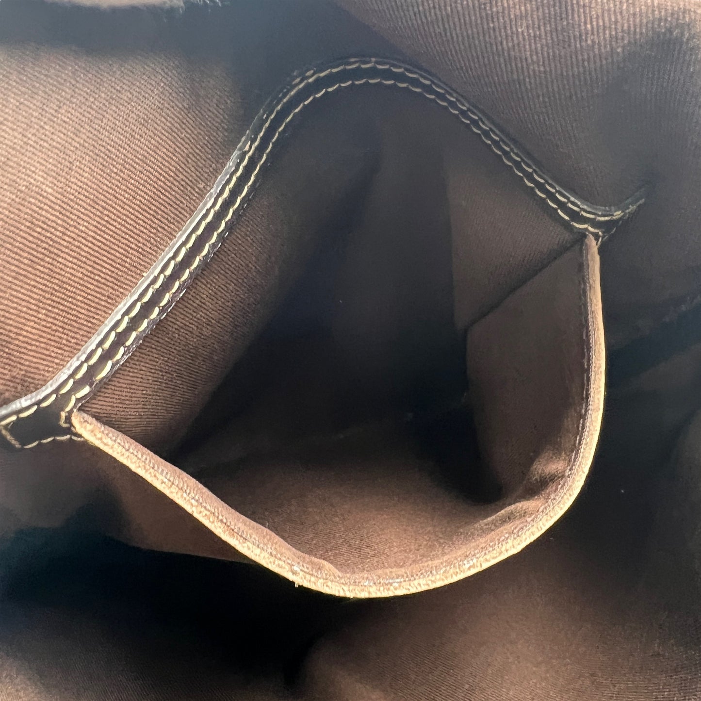 Gucci Brown Shoulder Bags A-14632