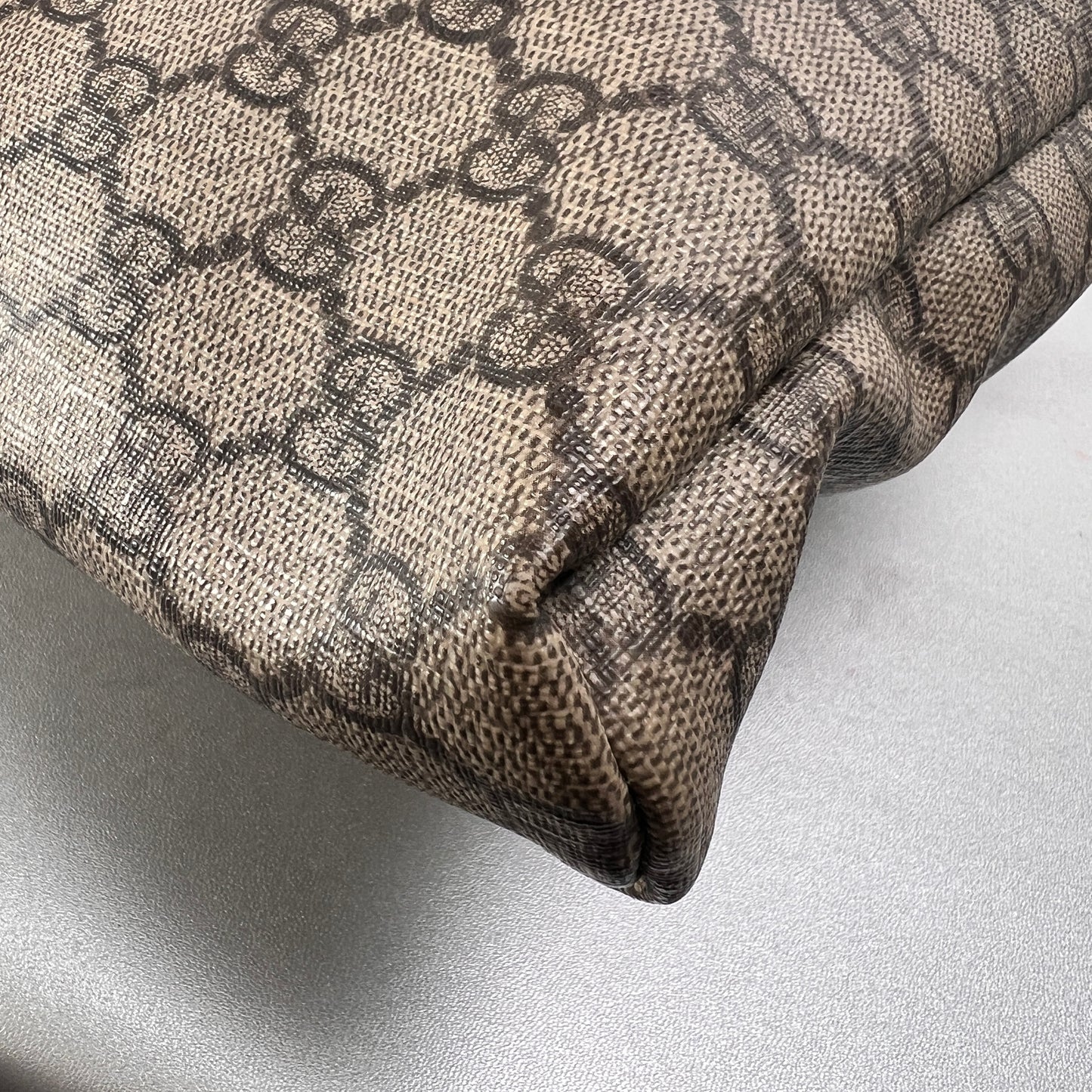 Gucci Brown Shoulder Bags A-14632