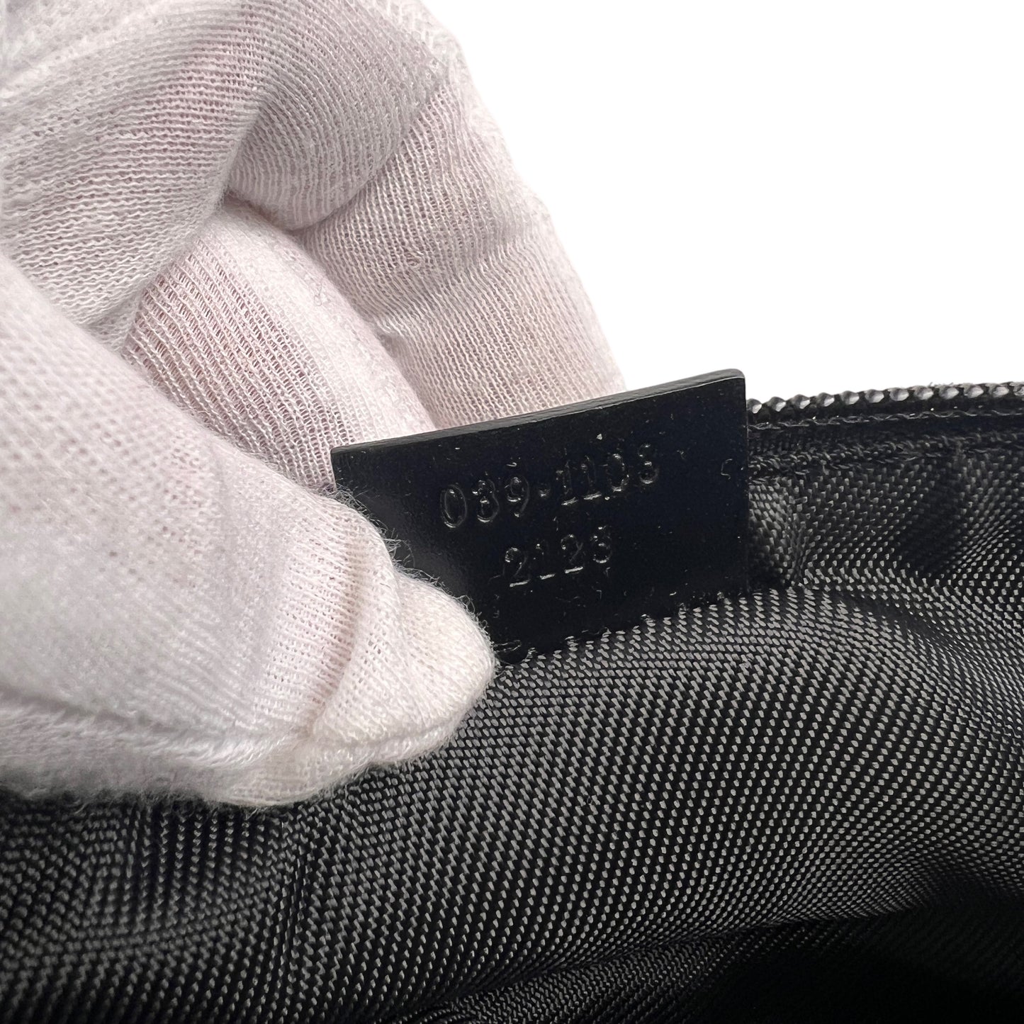Gucci Black Pouches A-14633