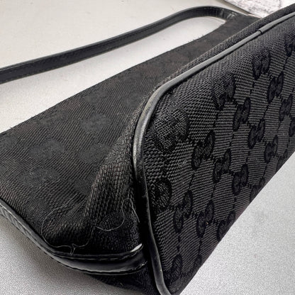 Gucci Black Pouches A-14633