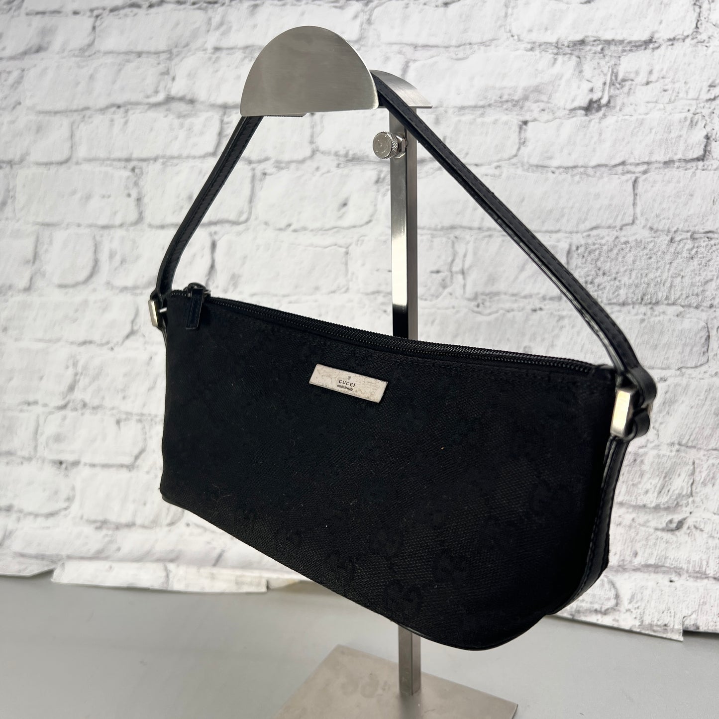 Gucci Black Pouches A-14633
