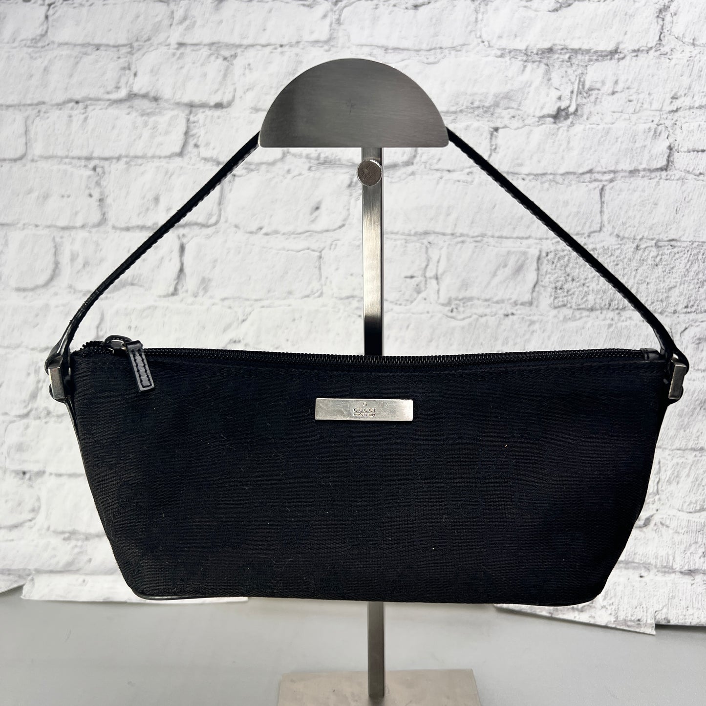 Gucci Black Pouches A-14633