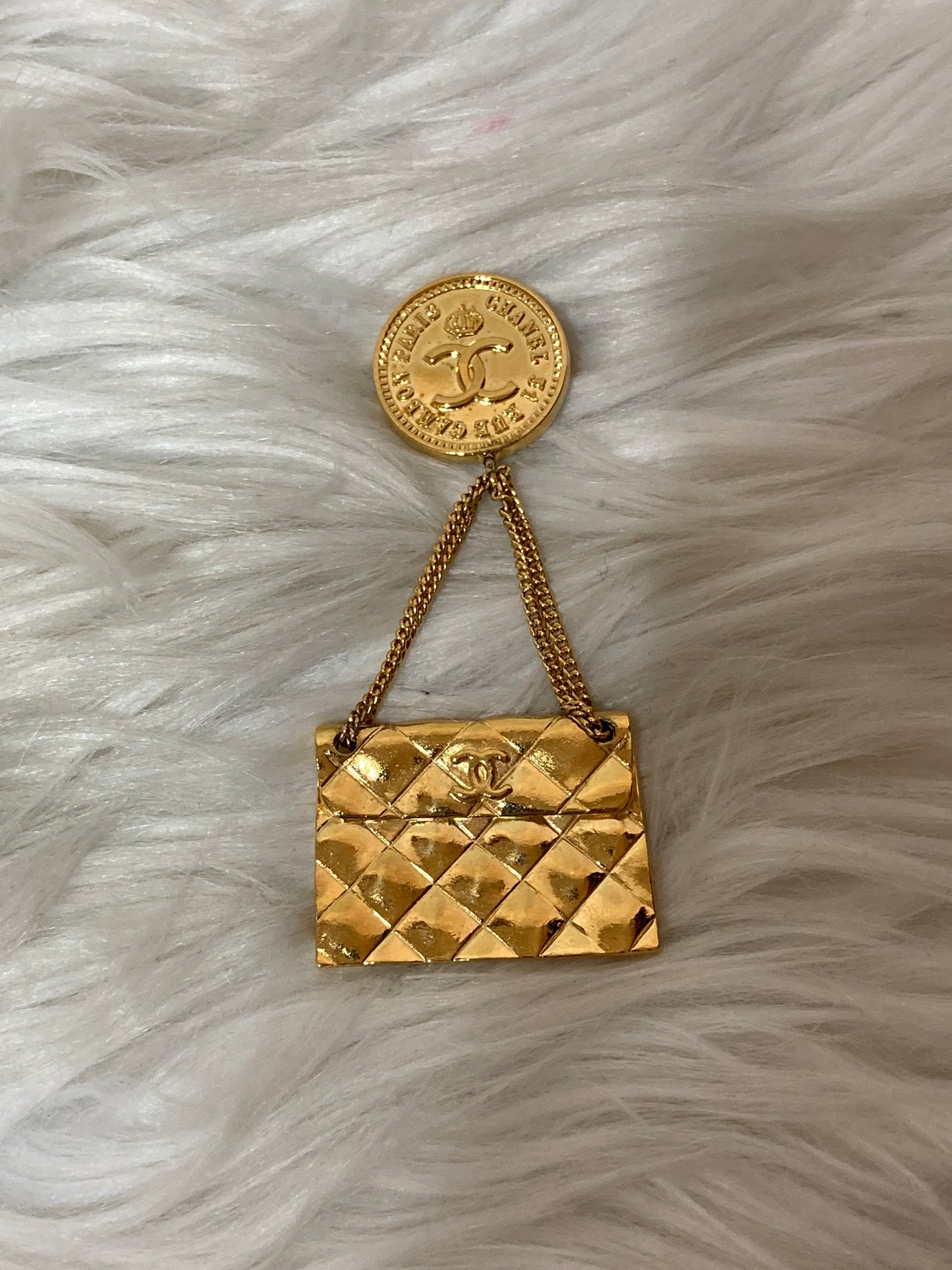 Chanel Gold Small goods A-14649