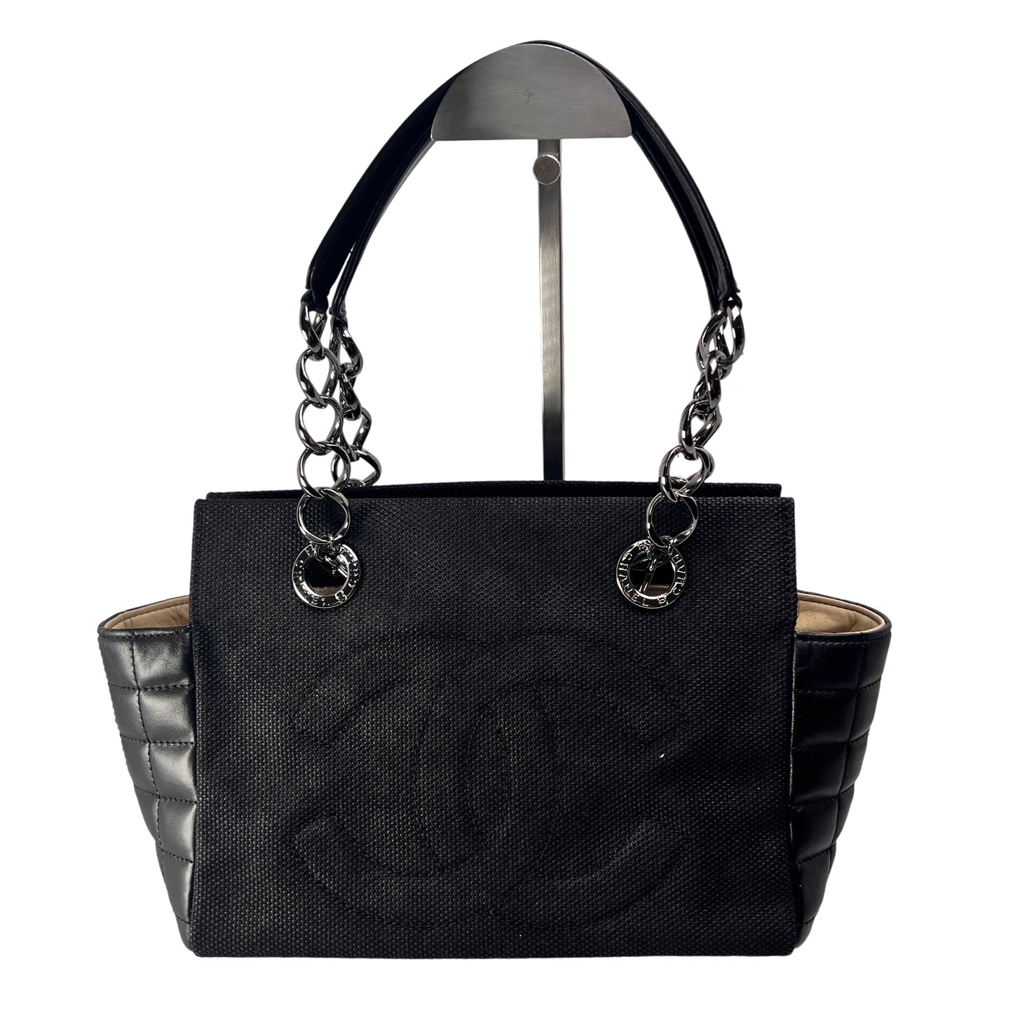 Chanel Black Shoulder Bags A-14657