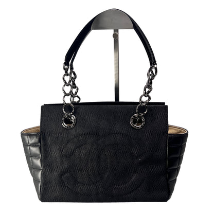 Chanel Black Shoulder Bags A-14657
