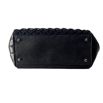 Chanel Black Shoulder Bags A-14657
