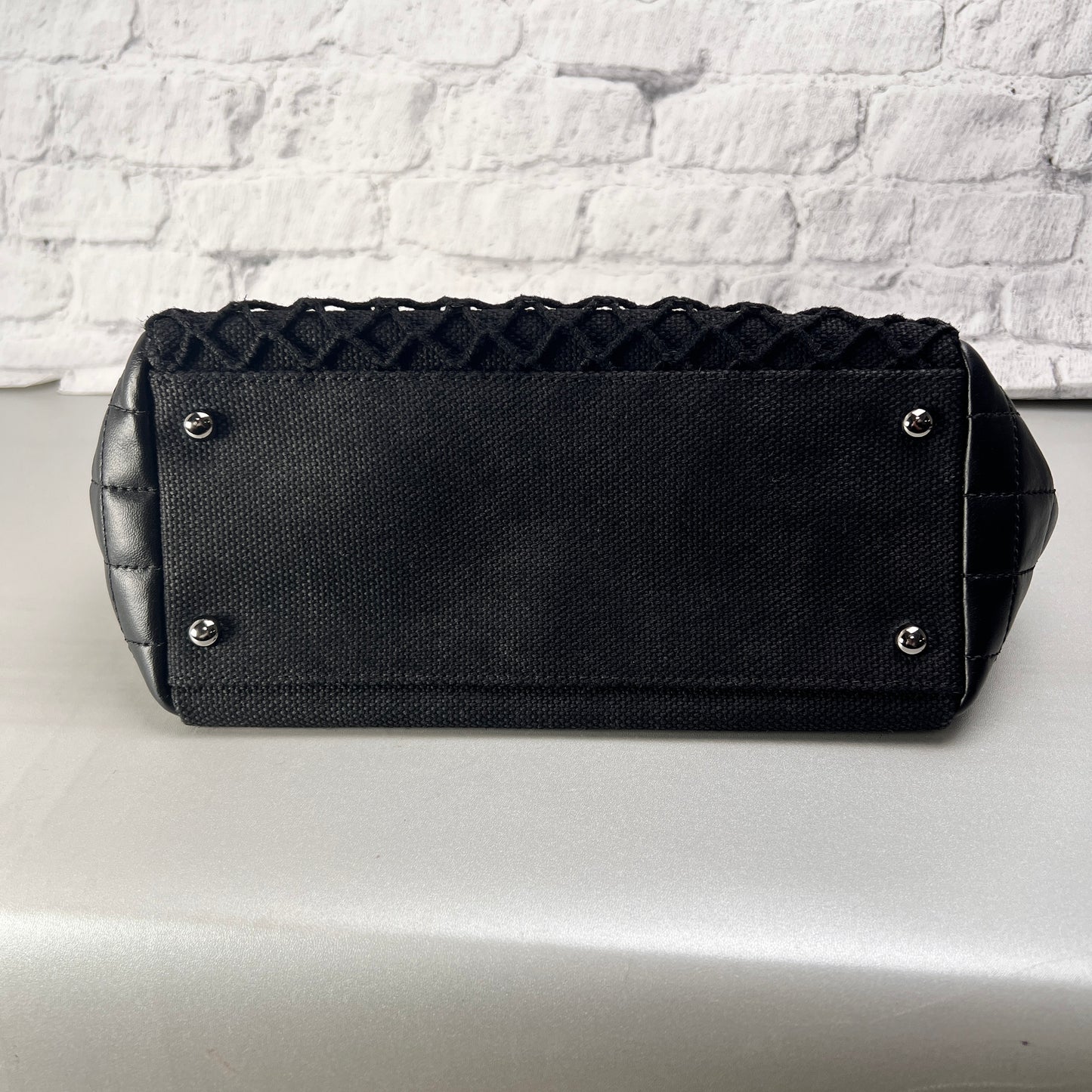 Chanel Black Shoulder Bags A-14657