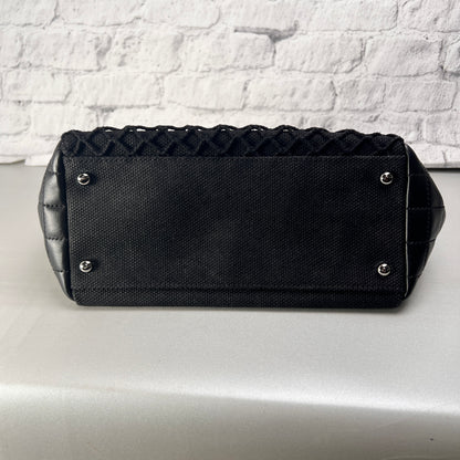 Chanel Black Shoulder Bags A-14657