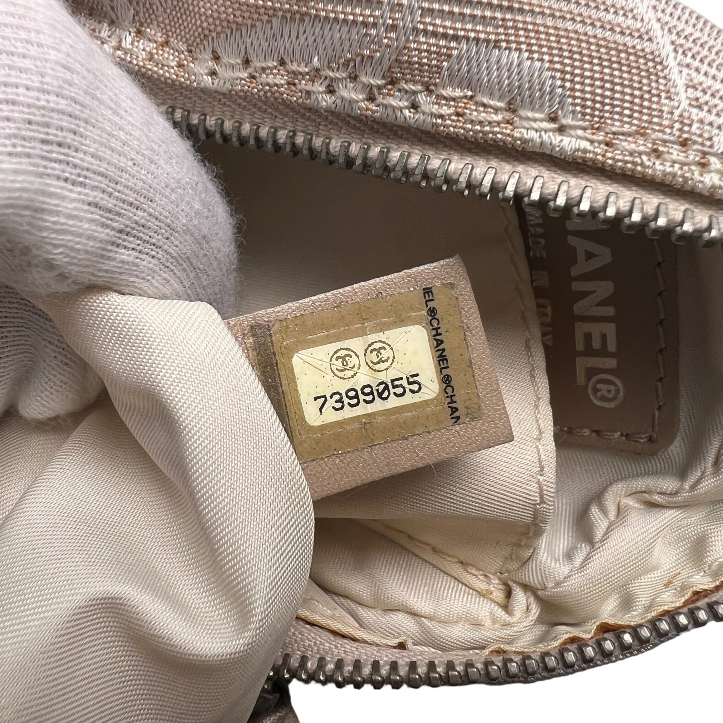 Chanel Multicolor Pouches A-14669