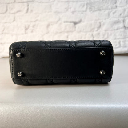 Dior Black Handle Bags A-14672