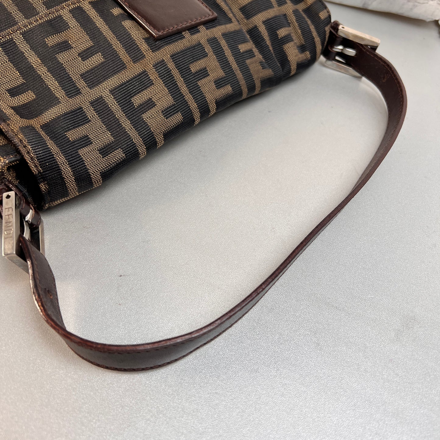 Fendi Brown Handle Bags A-14673