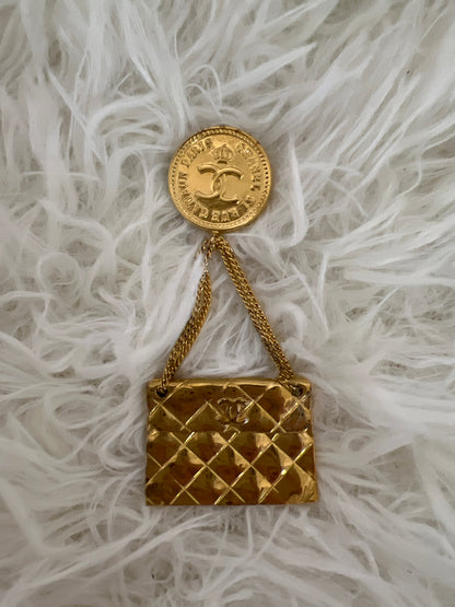 Chanel Gold Small goods A-14680