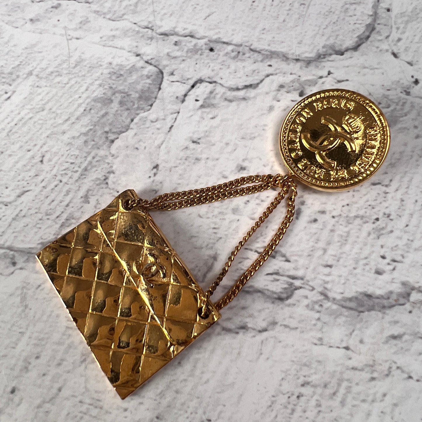 Chanel Gold Small goods A-14680