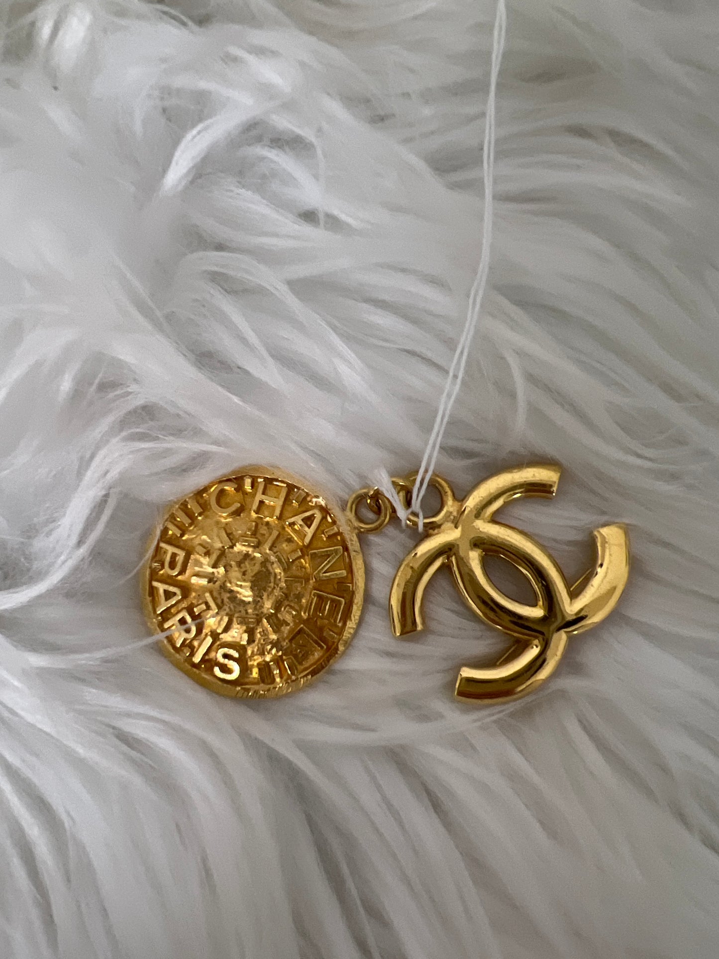 Chanel Earrings A-14701