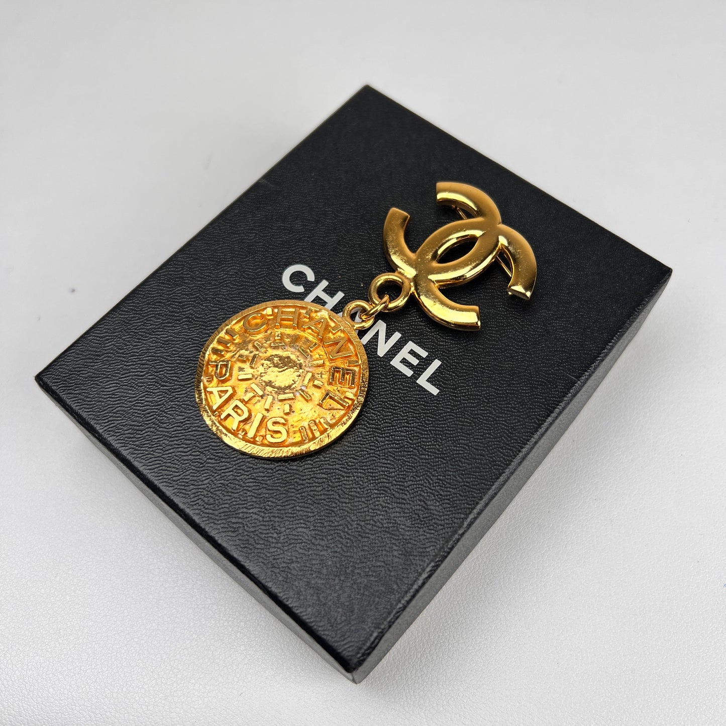 Chanel Earrings A-14701