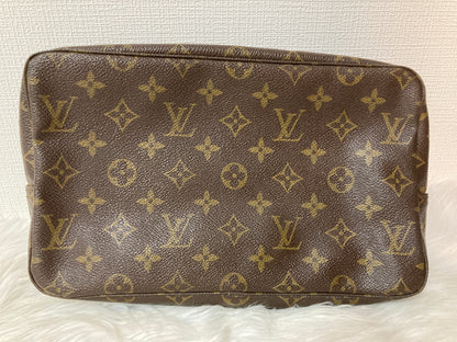 Louis Vuitton Pouches A-14724