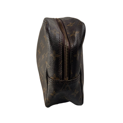 Louis Vuitton Pouches A-14727