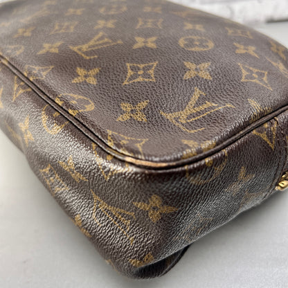Louis Vuitton Pouches A-14727