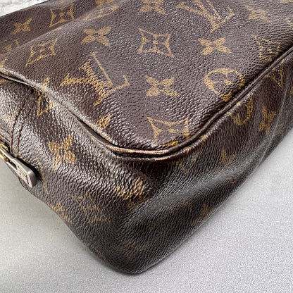 Louis Vuitton Pouches A-14727