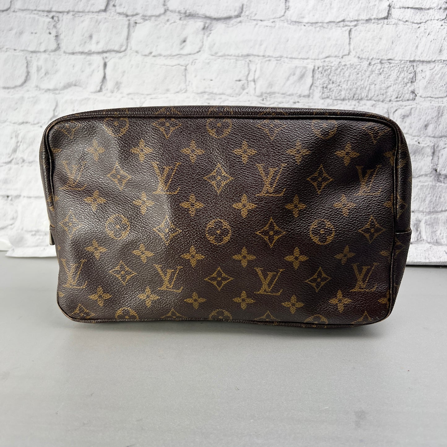 Louis Vuitton Pouches A-14727