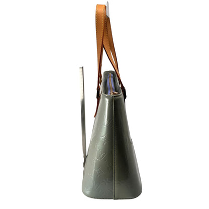 Louis Vuitton Tote Bags A-14729