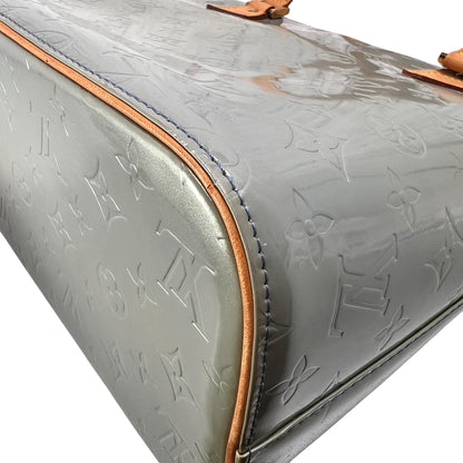 Louis Vuitton Tote Bags A-14729