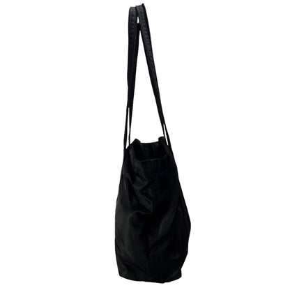 Prada Black Tote Bags A-14735