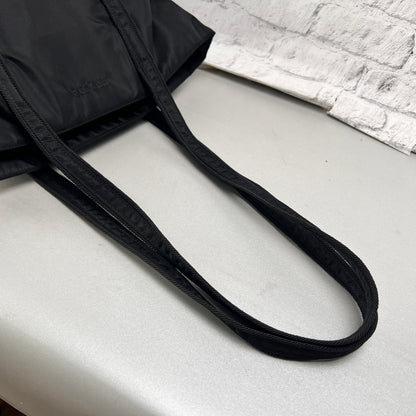 Prada Black Tote Bags A-14735