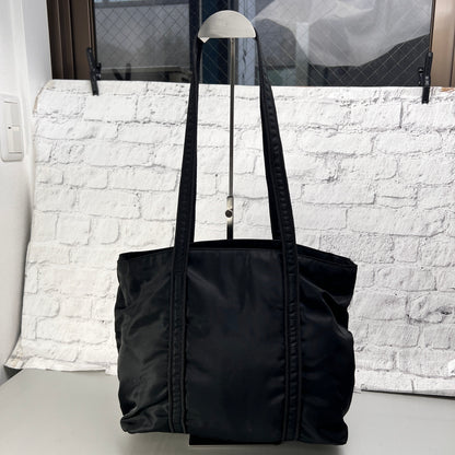 Prada Black Tote Bags A-14735