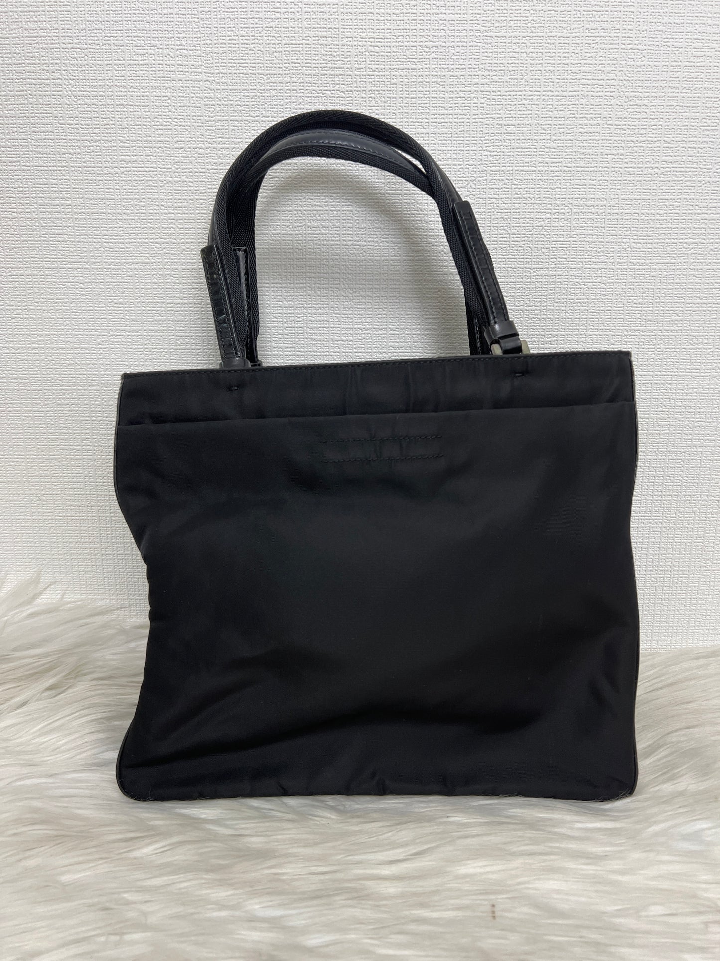 Prada Handle Bags A-14751