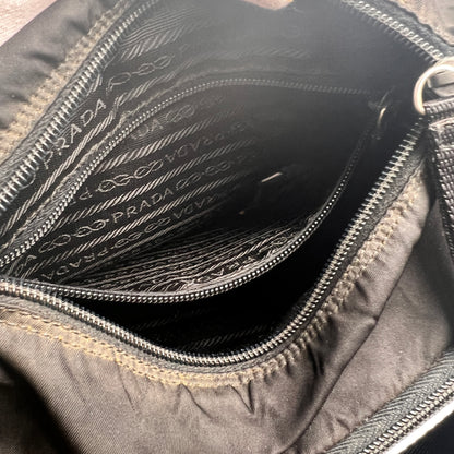 Prada Black Shoulder Bags A-14757