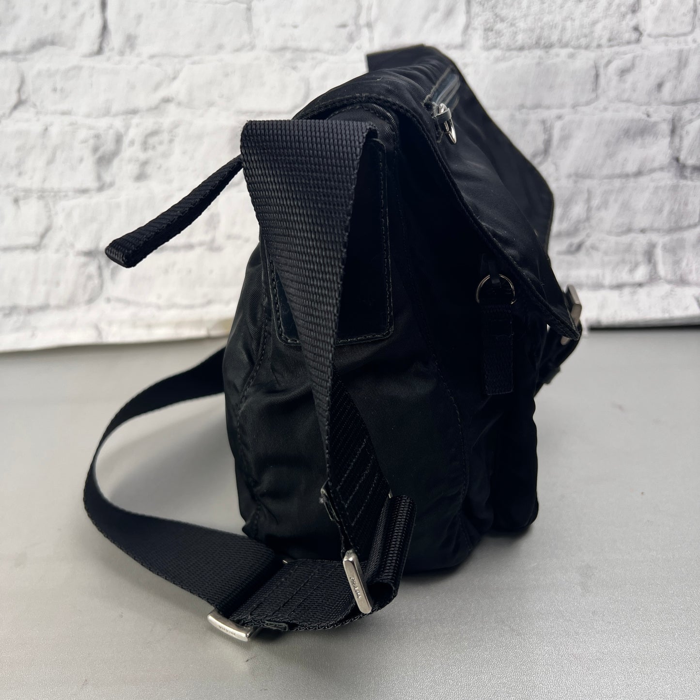 Prada Black Shoulder Bags A-14757
