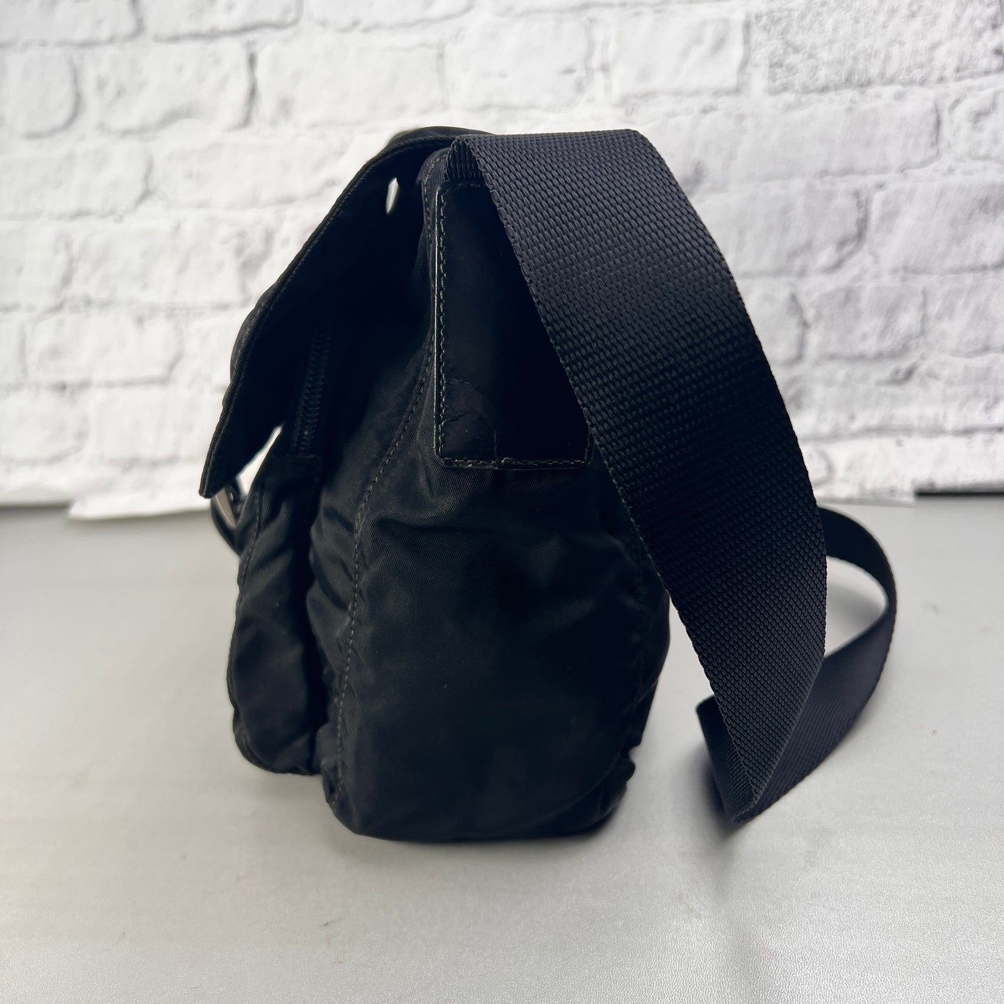 Prada Black Shoulder Bags A-14757