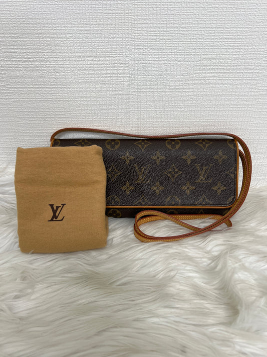 Louis Vuitton Brown Shoulder Bags A-14758