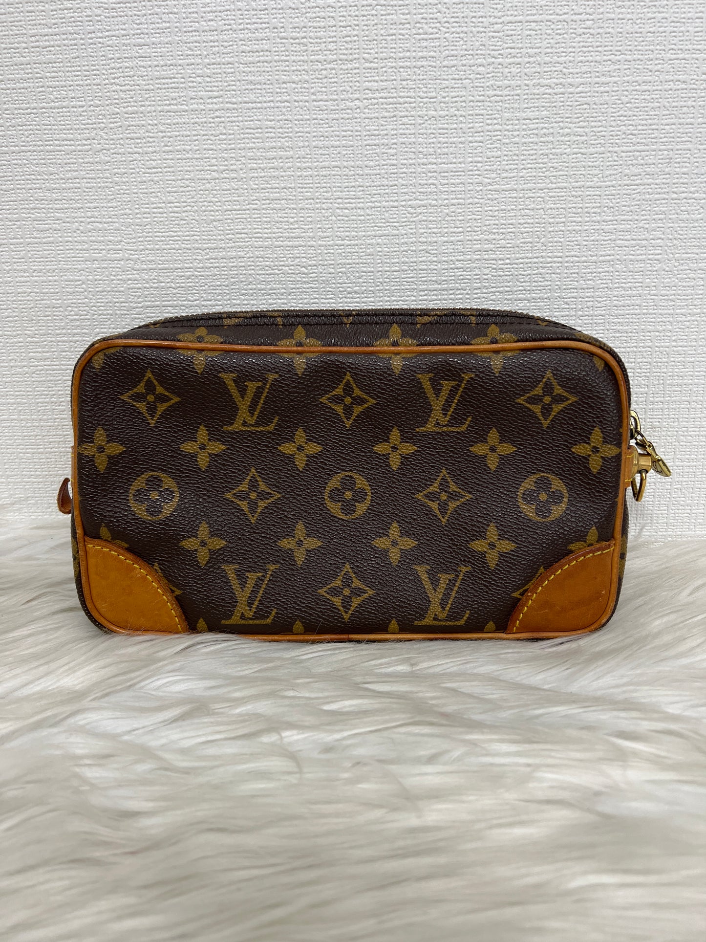 Louis Vuitton Pouches A-14759