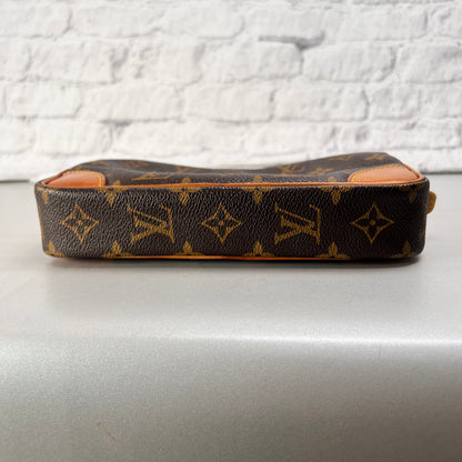 Louis Vuitton Pouches A-14759