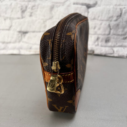 Louis Vuitton Pouches A-14759