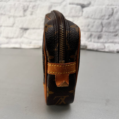 Louis Vuitton Pouches A-14759