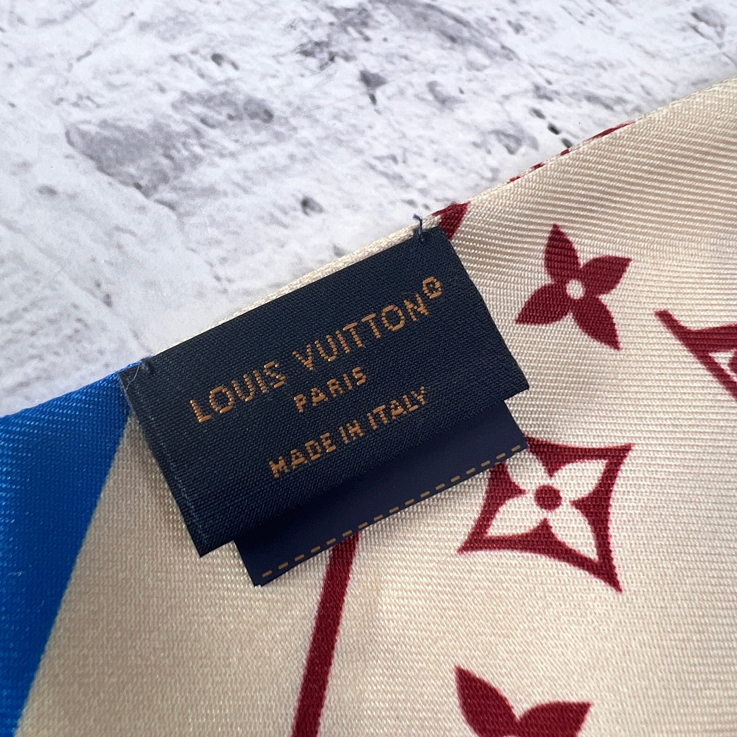 Louis Vuitton Scarves A-14775