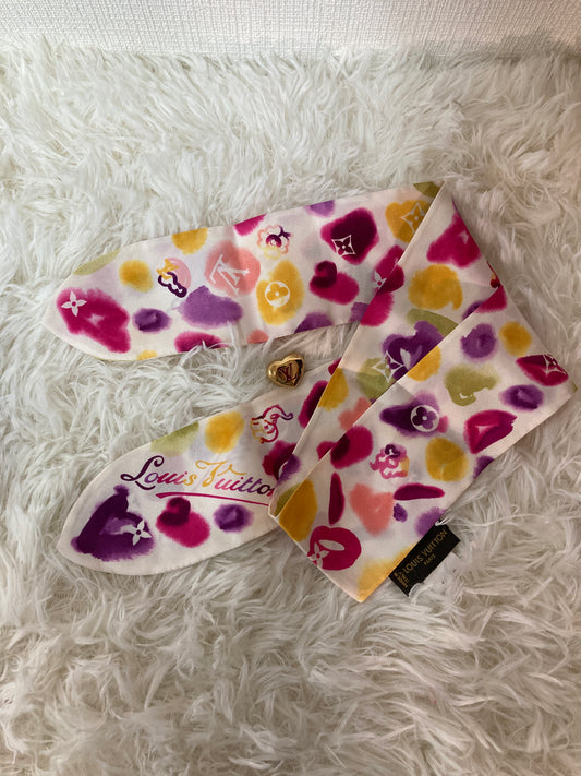 Louis Vuitton Scarves A-14776