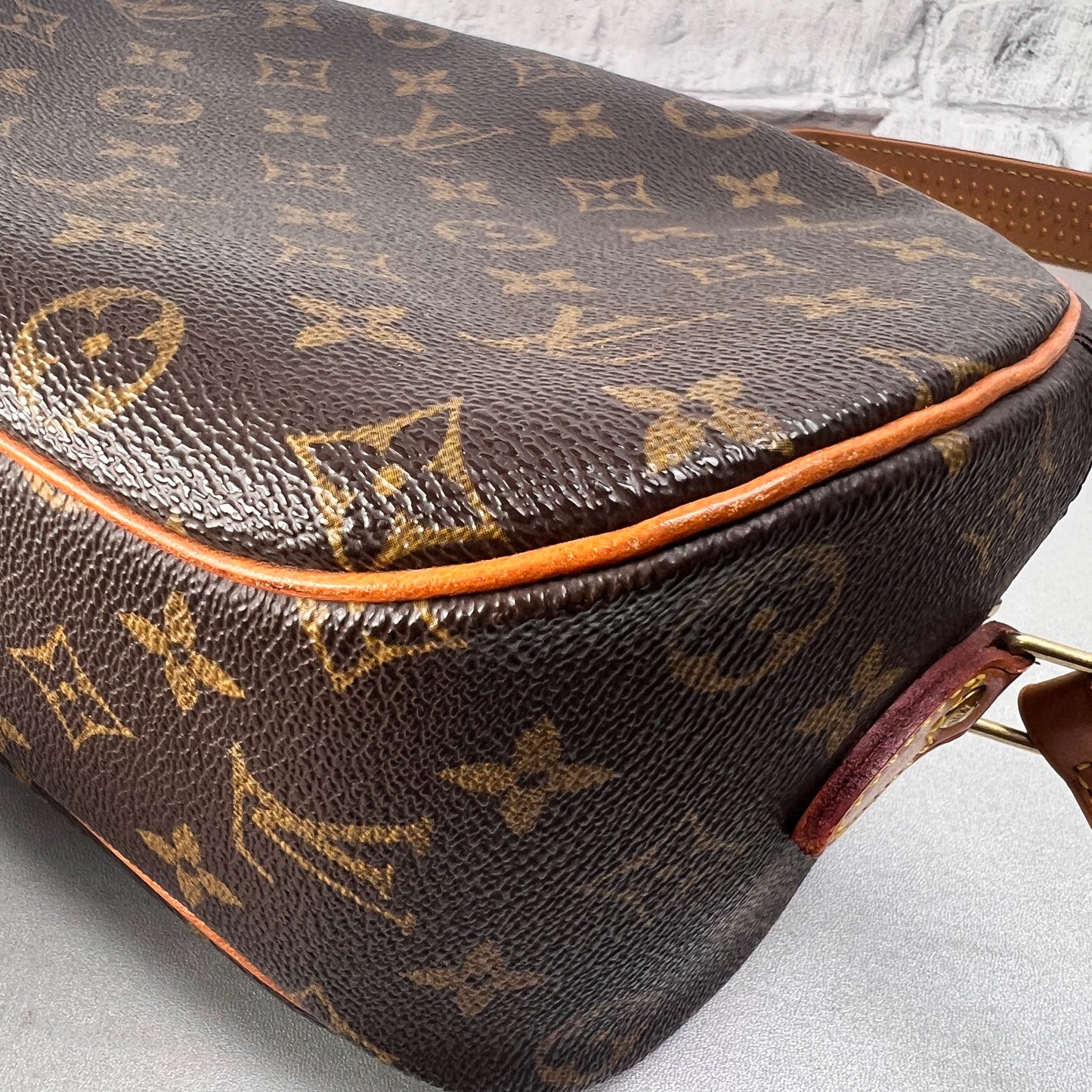 Louis Vuitton Handle Bags A-14780